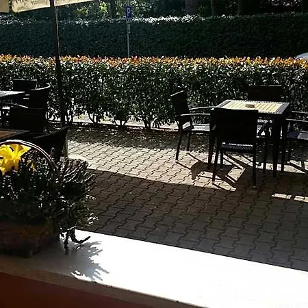 索尔酒店 3*