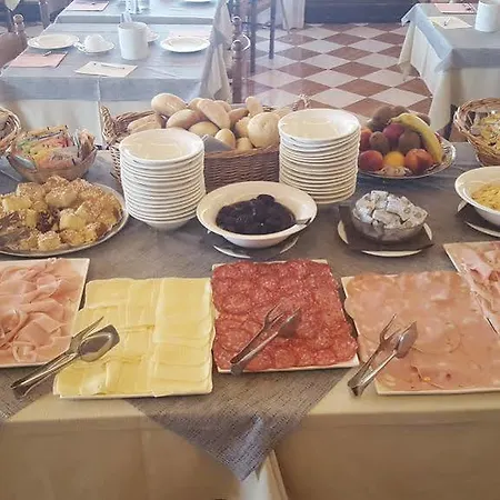 索尔酒店 酒店